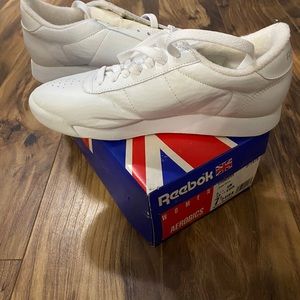 !New in Box! Reebok Classics 90s Aerobics Style